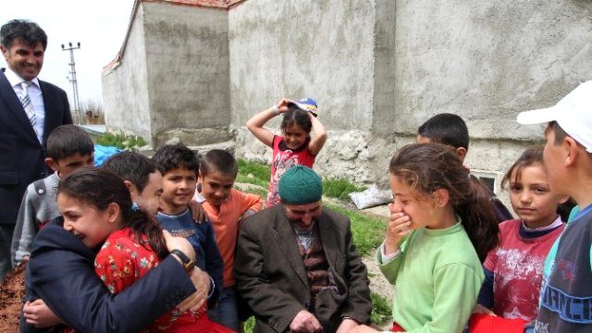 Vali Işın, Köy Ziyaretlerinde Bulundu