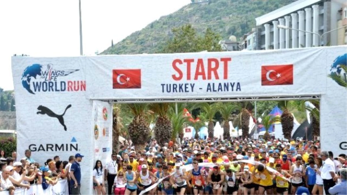 Alanya\'da 3 Bin 500 Kişi, Koşamayanlar İçin Koştu