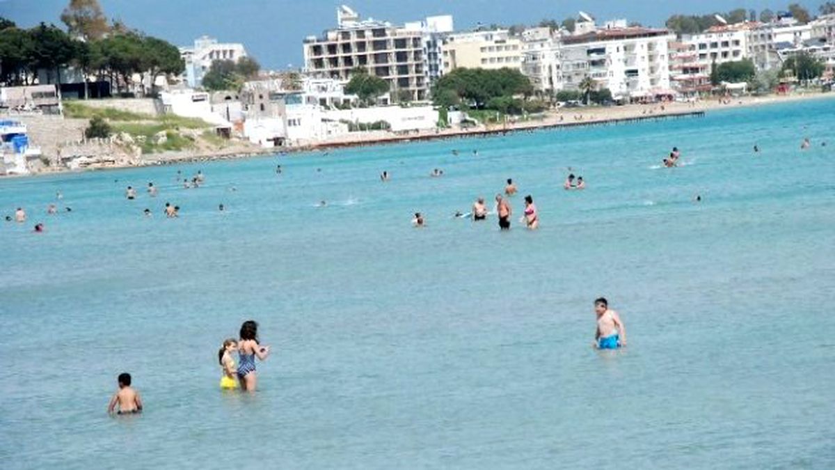 Altınkum Plajı Misafirlerini Ağırlamaya Başladı