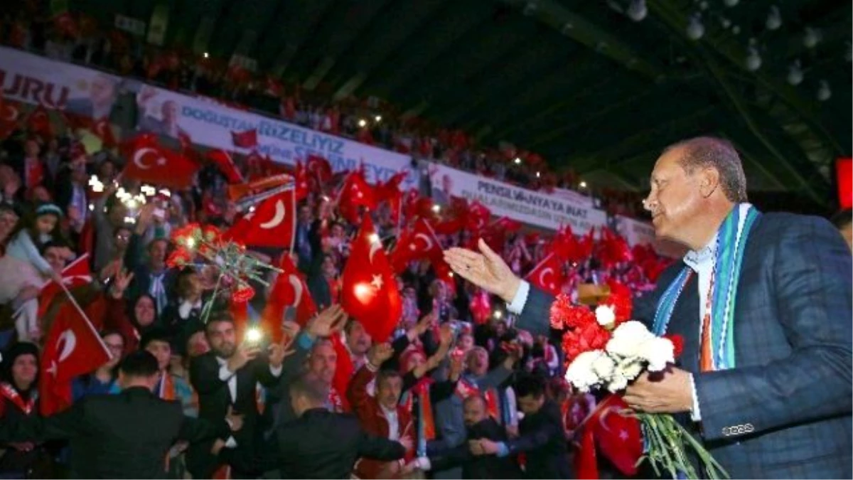 Cumhurbaşkanı Erdoğan: "Türkiye\'nin Parlamenter Sistemle Yola Devam Etme İmkanı Kalmadı"