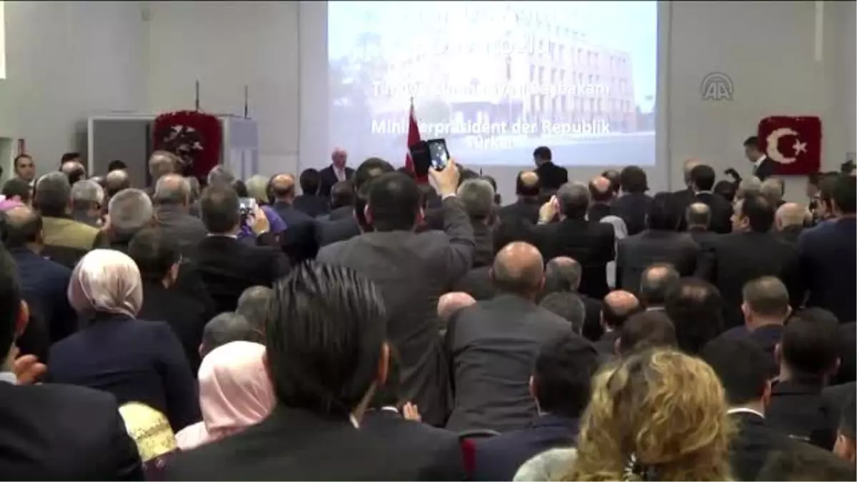 Davutoğlu, Düsseldorf Başkonsolosluğu\'nun Yeni Hizmet Binasının Açılış Töreni