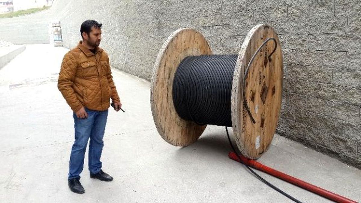 Hırsız Şantiyeden 5 Bin Liralık Kablo Çaldı