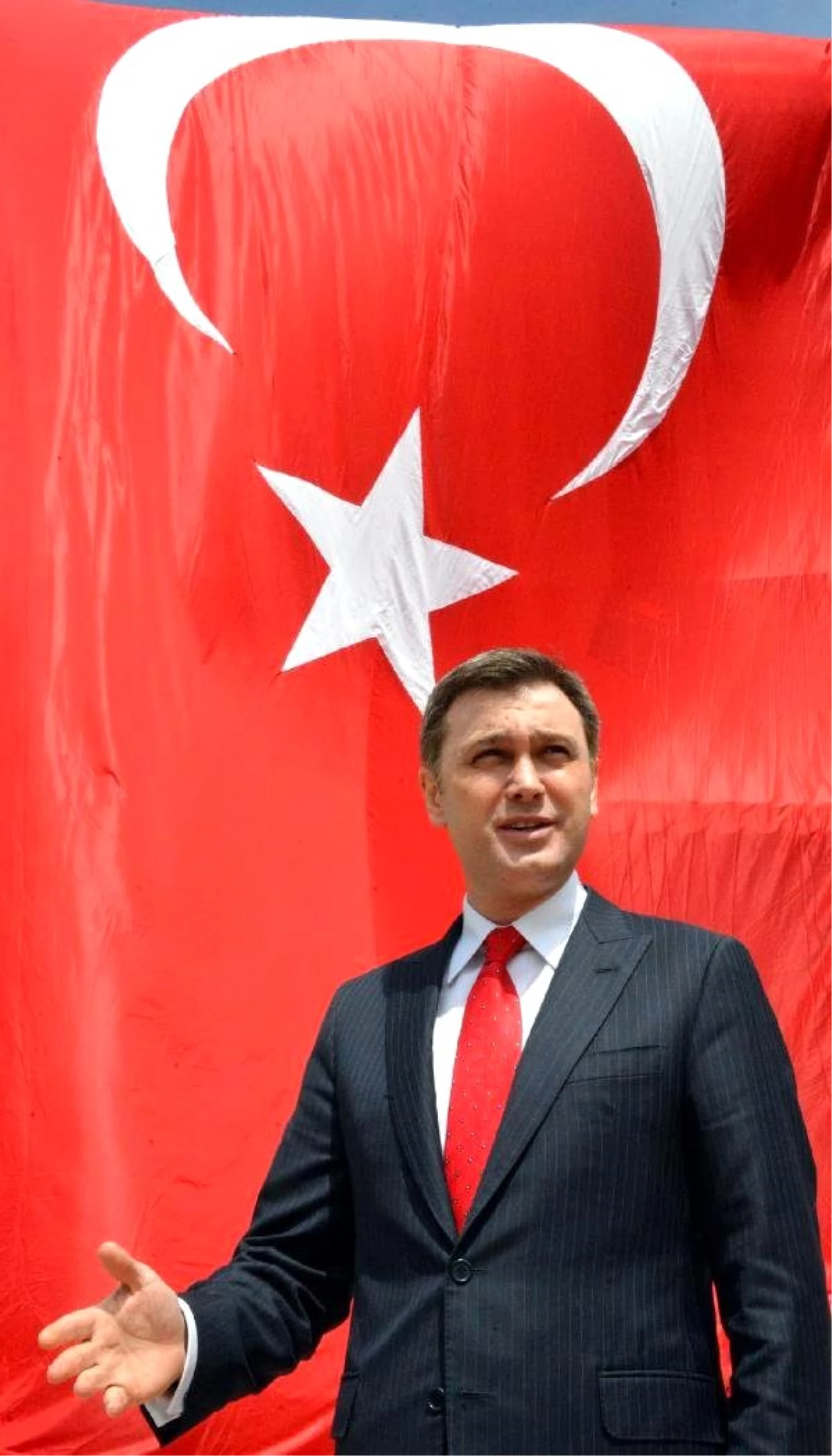 Türk Parti Genel Başkanı: TBMM\'de Grubu Olan Partilerin Arasında Gizli Bir İttifak Var