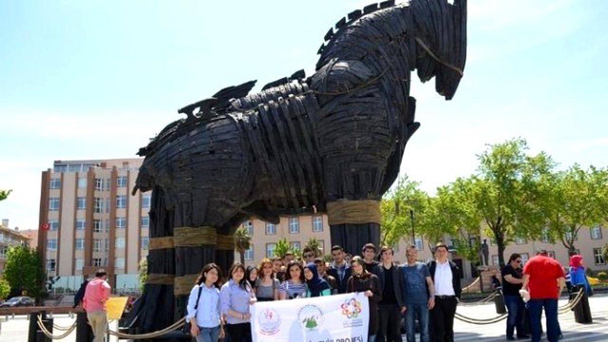 Uluslu Öğrenciler Çanakkale\'de