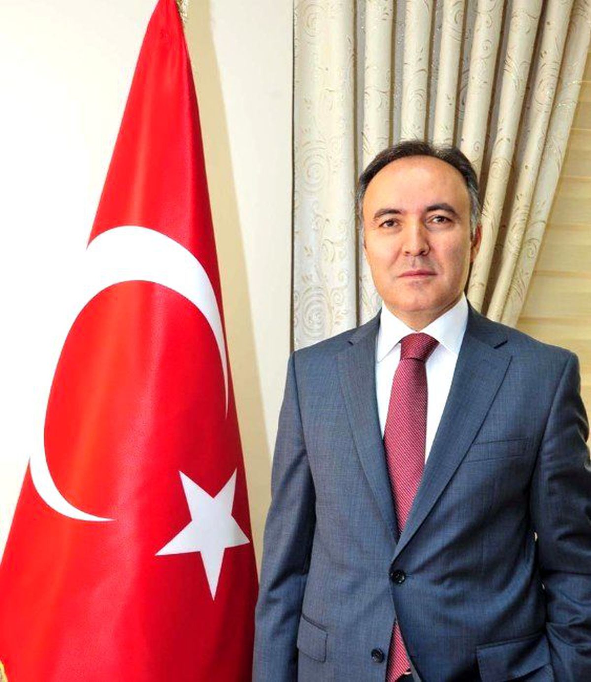 Vali Altıparmak: "Dünya Basın Özgürlüğü Günü Kutlu Olsun"