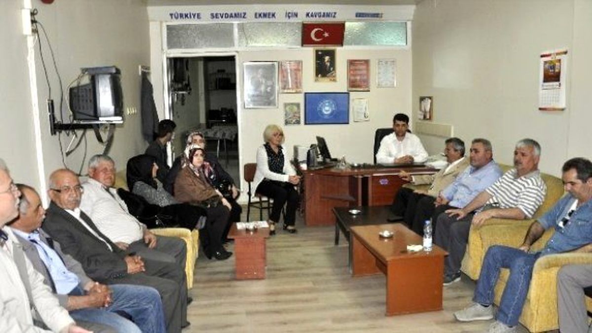Zeynel Balkız\'dan Türk Eğitim Sen Turgutlu Temsilciliği\'ne Ziyaret