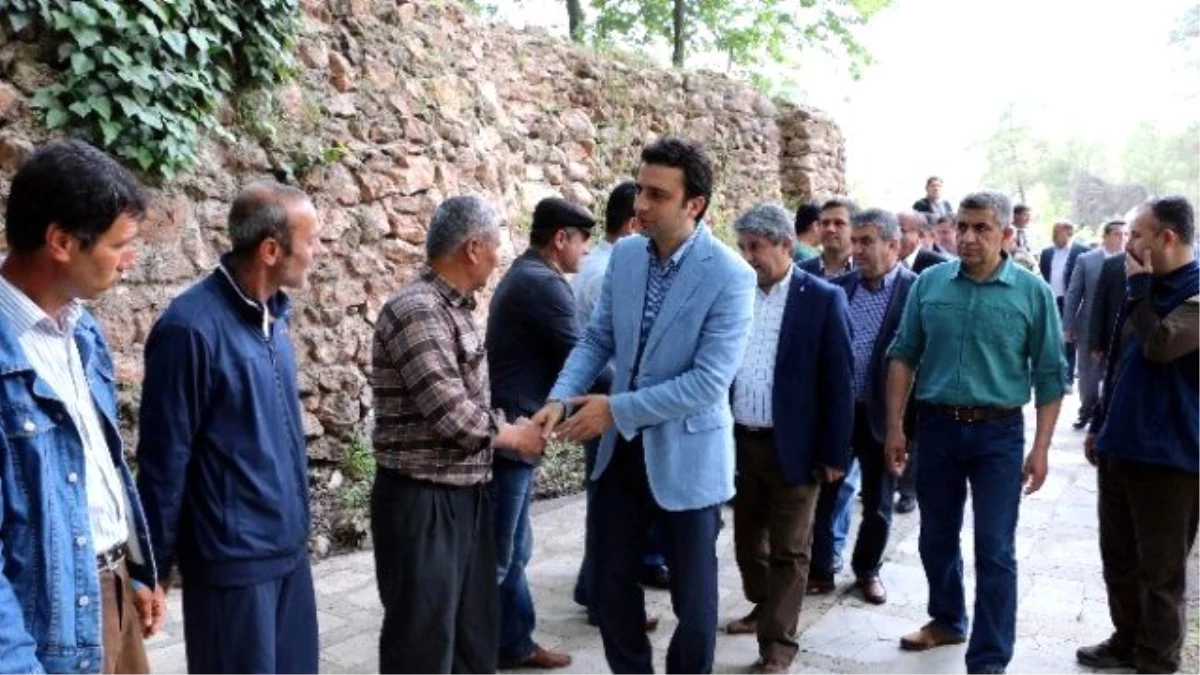 AK Parti\'li Mustafa Köse, Döşemealtı\'nda Vatandaşlarla Buluştu