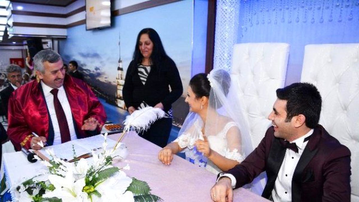 Başkan Baran, Körfezliler\'in Mutluluğuna Ortak Oldu
