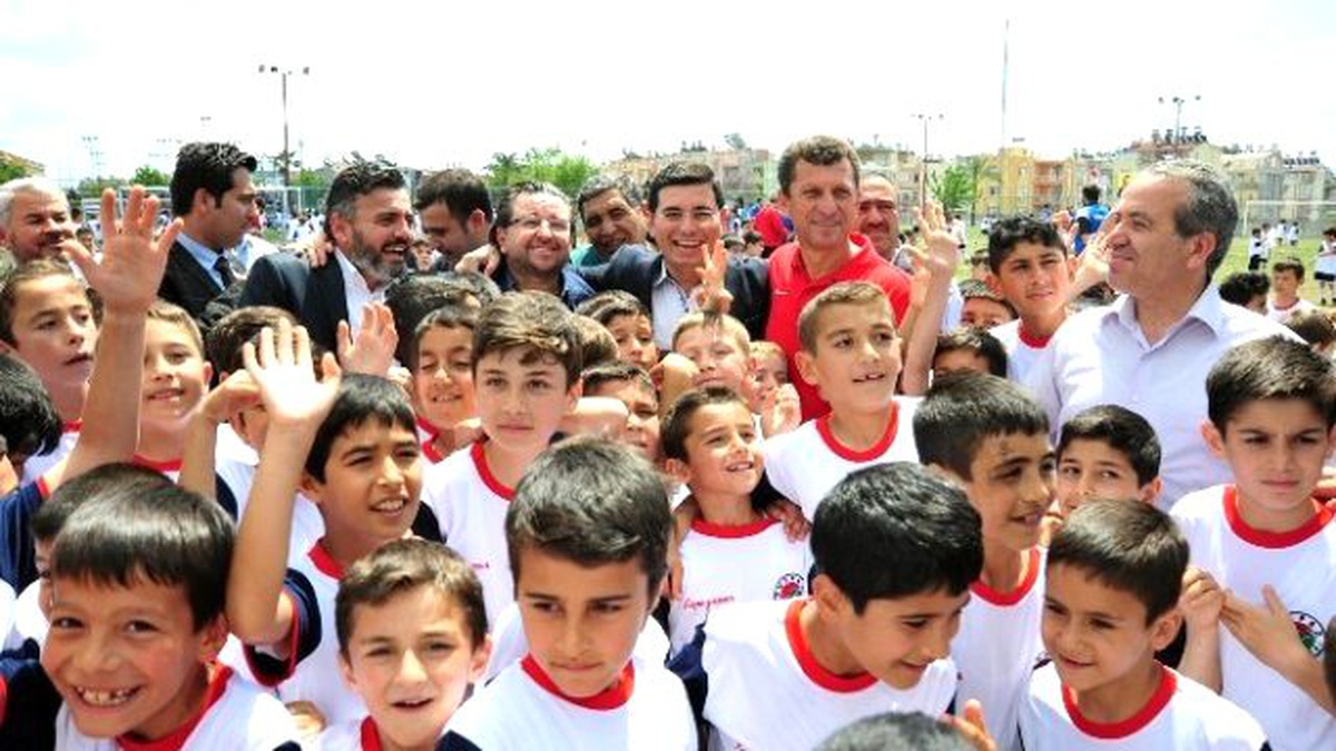 Futbolun Yıldızları Kepez\'den Çıkacak