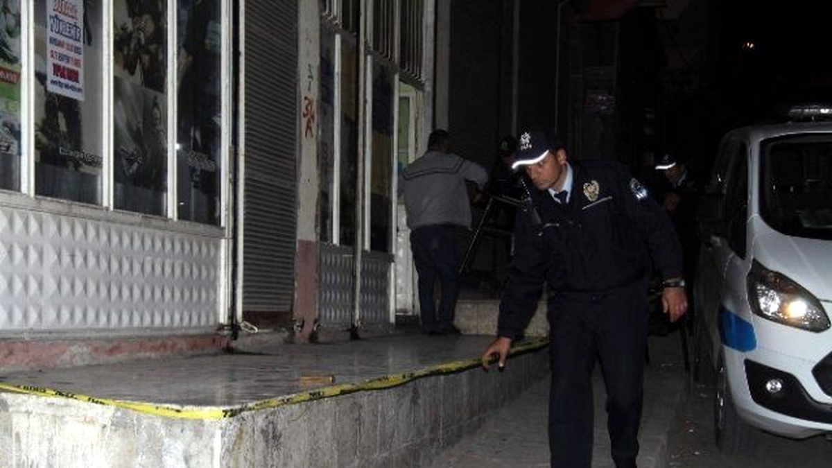 Gaziantep\'te Bıçaklanan Genç Hayatını Kaybetti