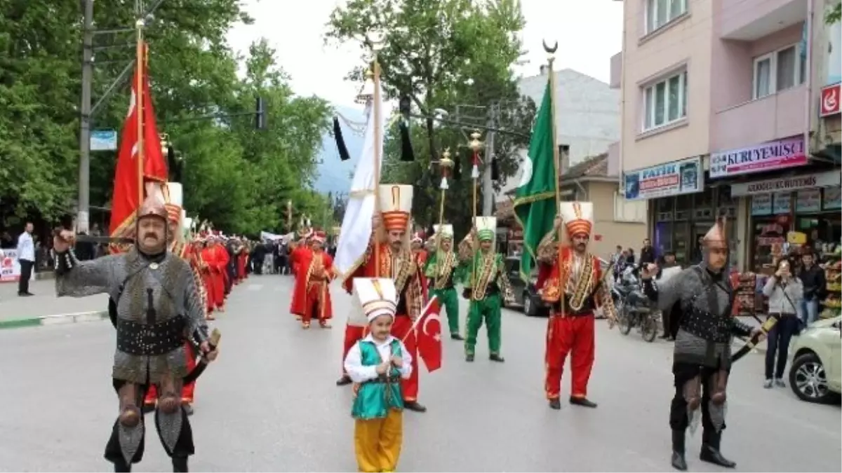 Gürsu\'da Hemşehri Dernekleri Festivali