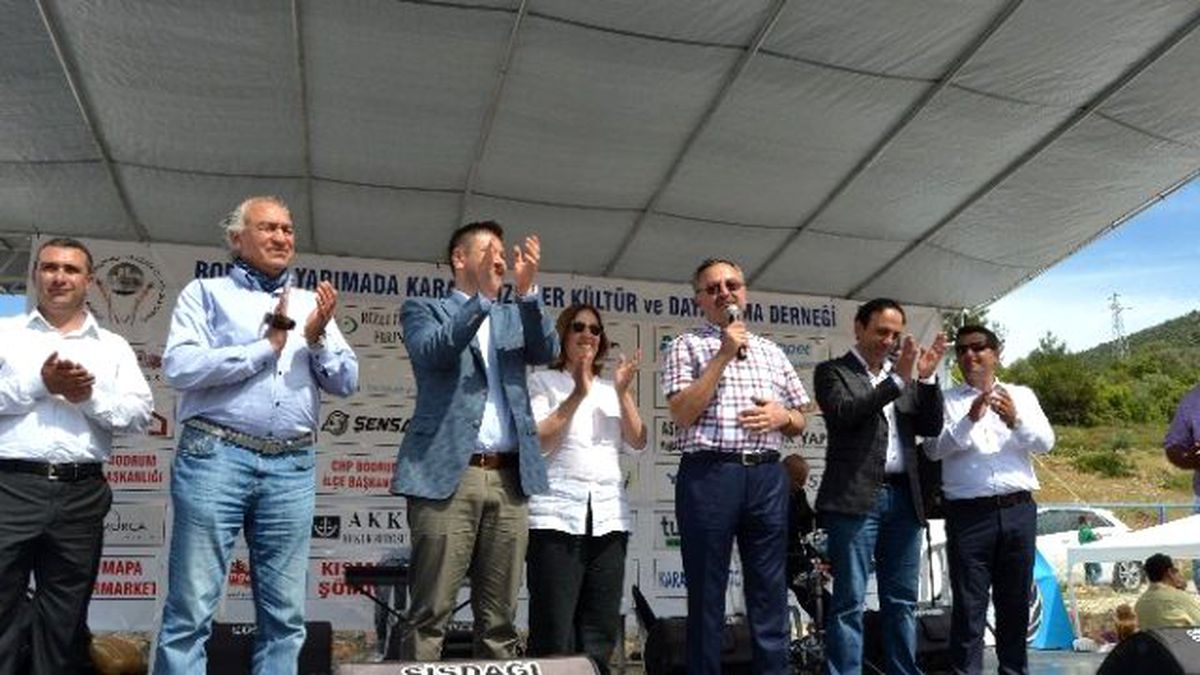 K Parti Adayları Karadenizliler Şenliğine Katıldı