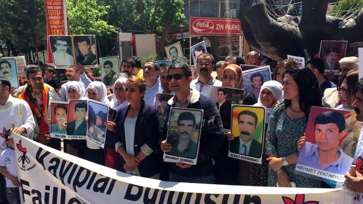 Kayıp Yakınları Alanlardaydı