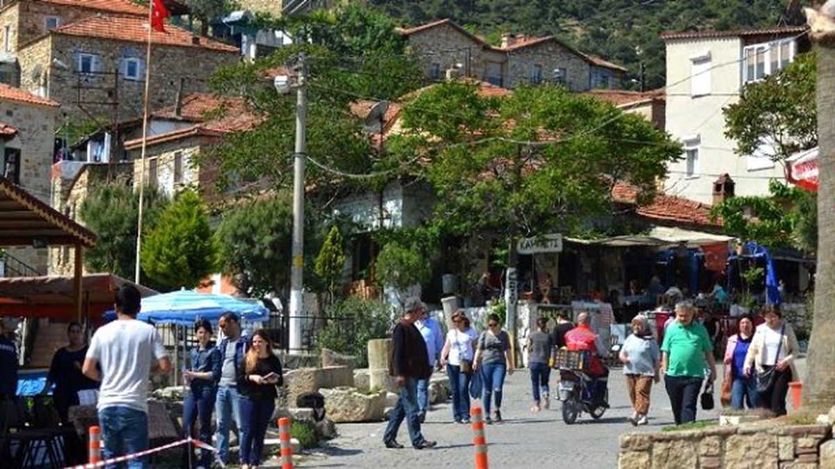Kozbeyli\'ye Bahar Geldi