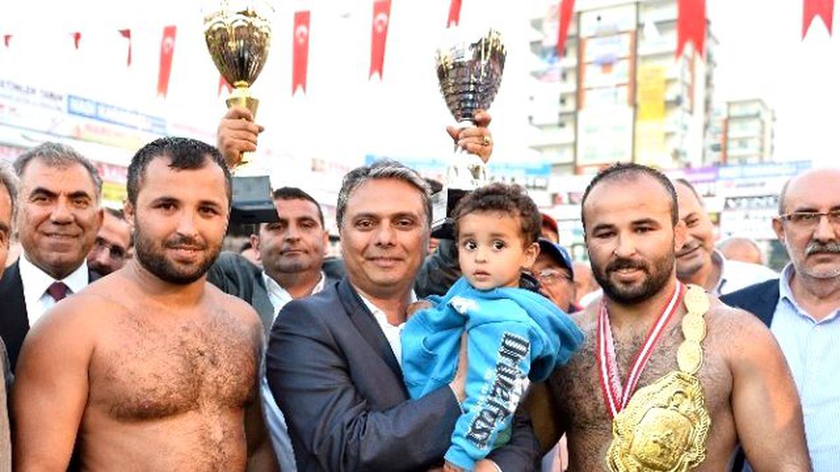 Kumluca\'da Muratpaşa Rüzgarı
