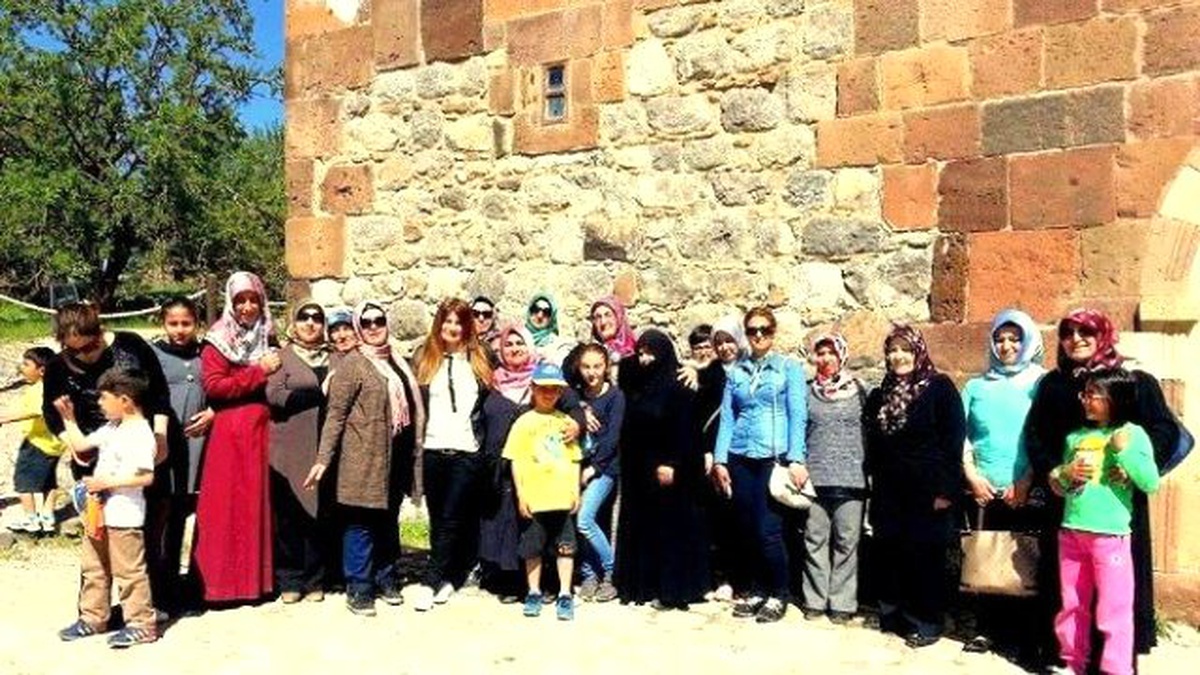 Kursiyerlere Akdamar Adası Gezisi