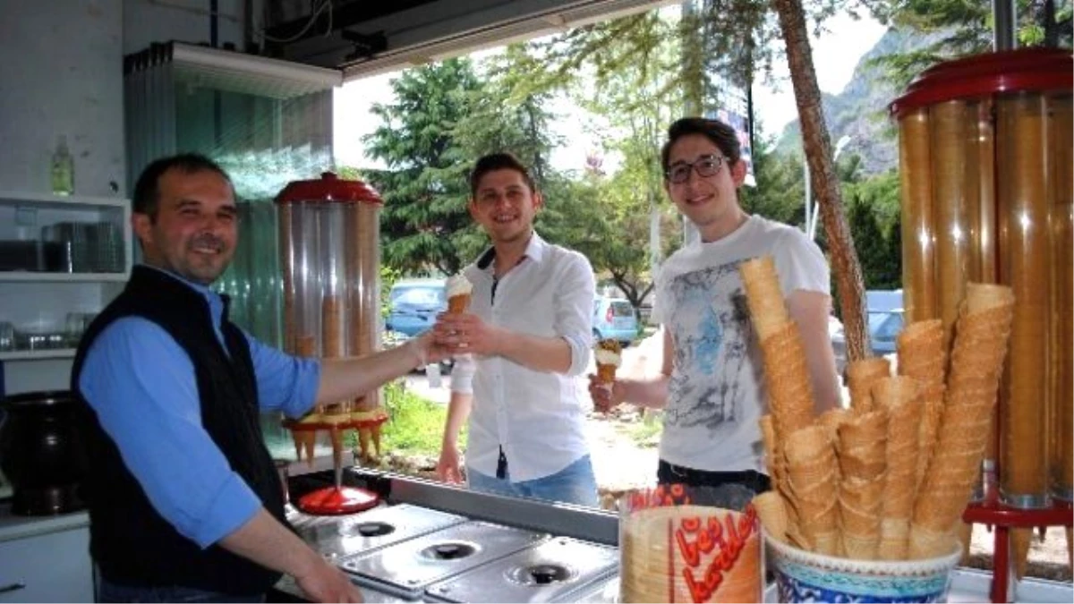Kütahya\'dan Amasya\'ya 20 Yıllık Dondurma Yolculuğu