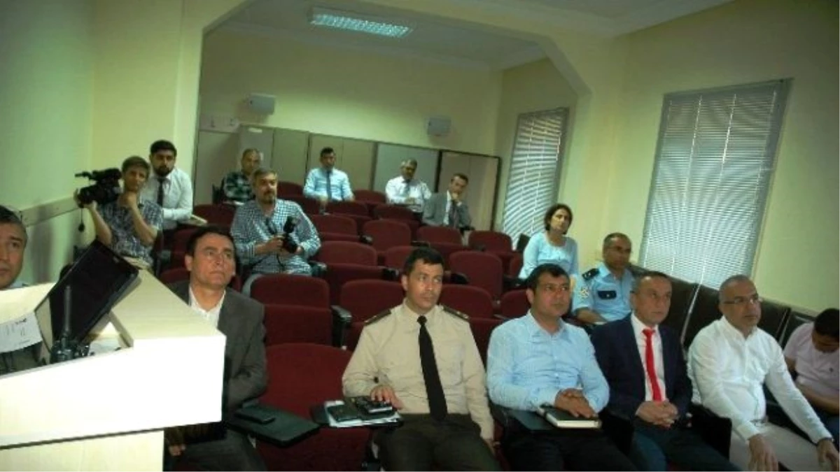 Manavgat\'ta "Trafik Güvenliği ve Disipliner Turizm" Toplantısı