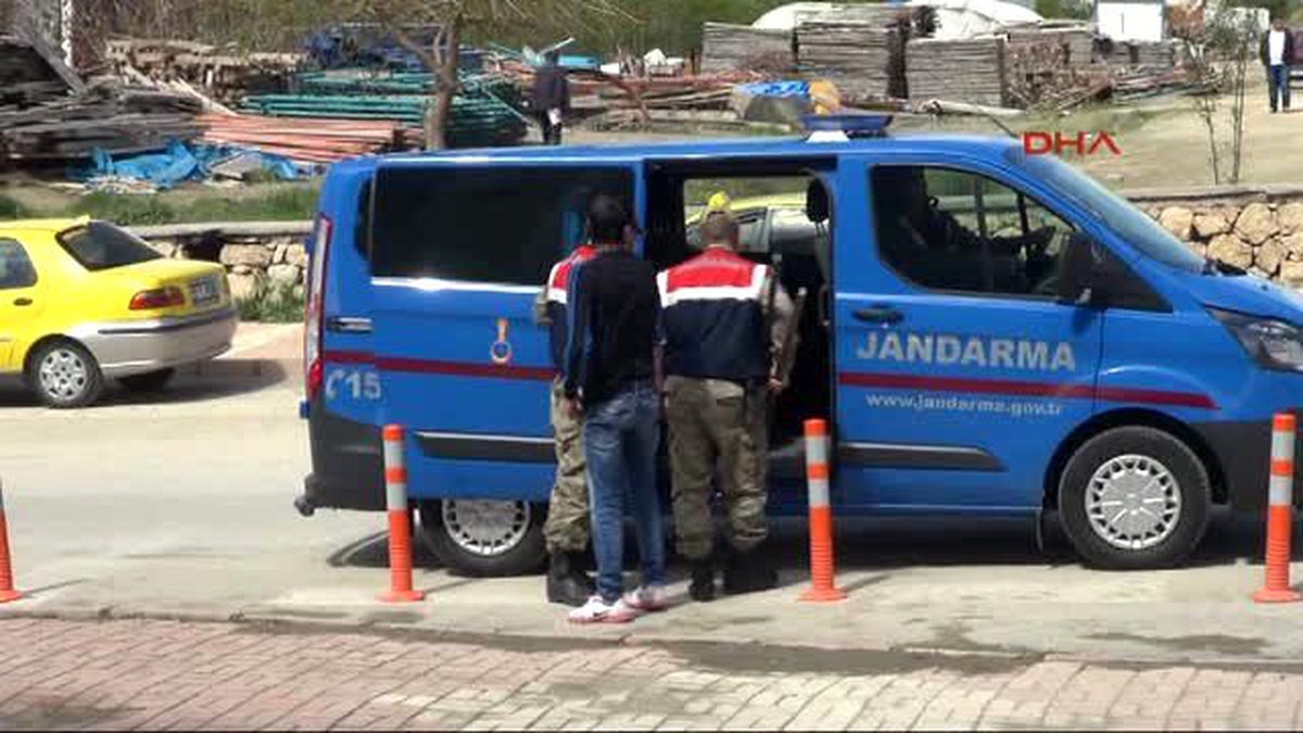 Memleketine İzinli Olarak Gelen Asker, Hırsızlık Yaparken Yakalandı