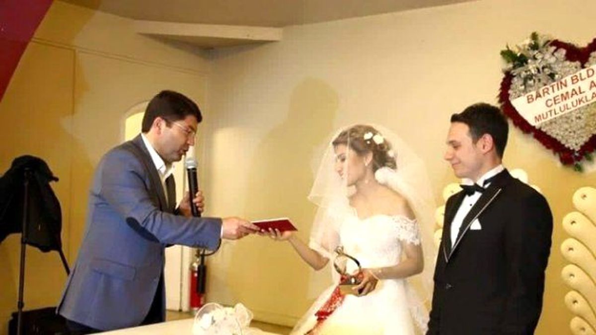 Milletvekili Tunç Nikah Şahidi Oldu