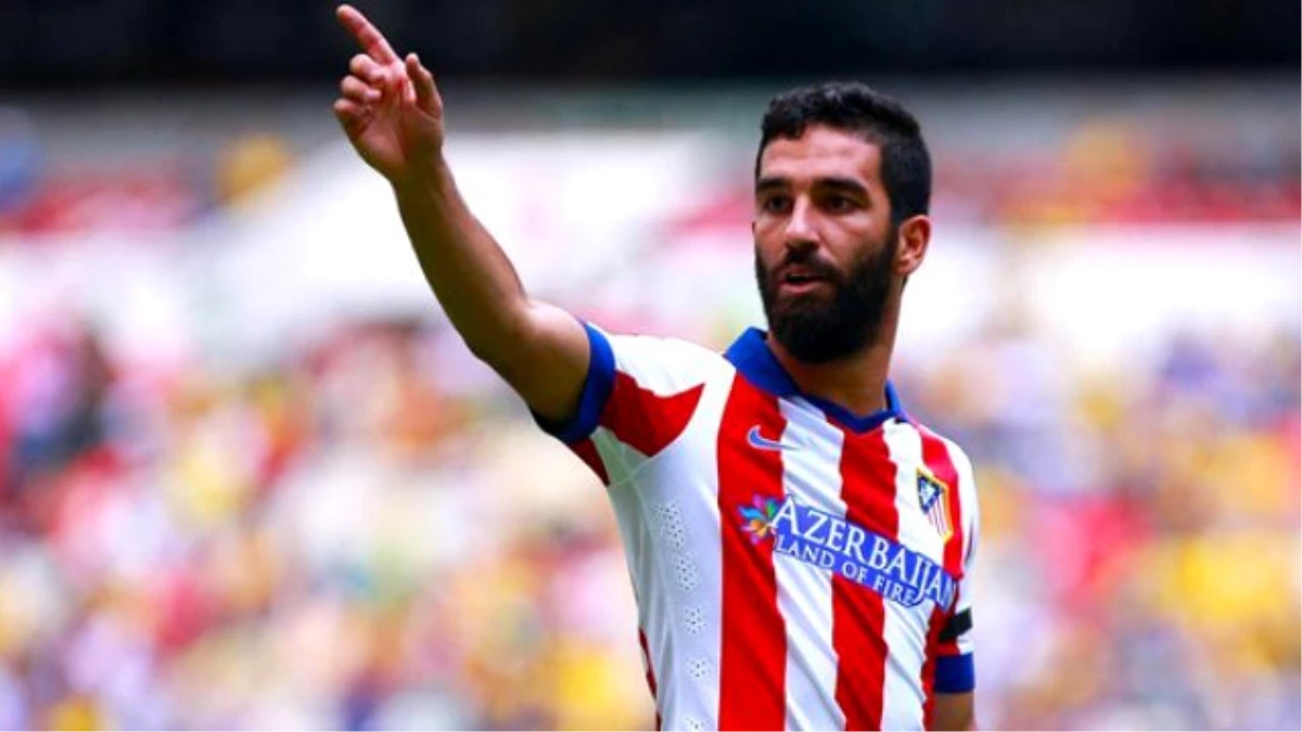 Muhabirden Arda Turan\'a: AK Partili misin?