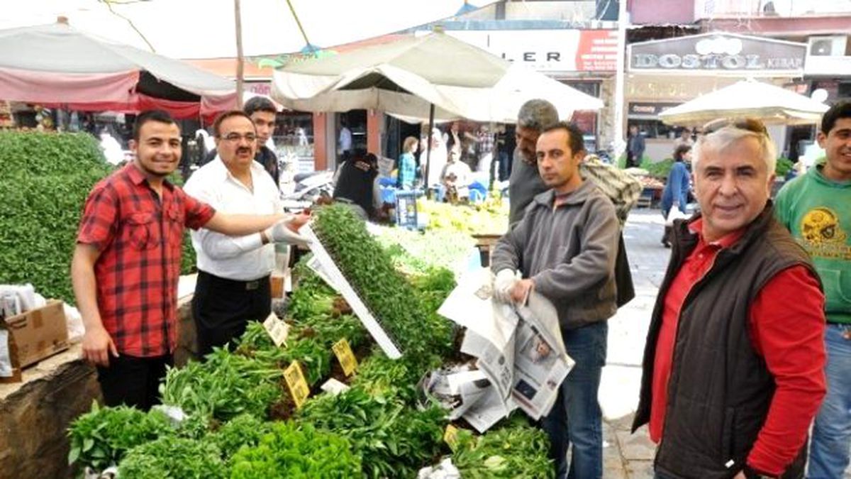 Ödemiş\'te Sebze Dikim Zamanı
