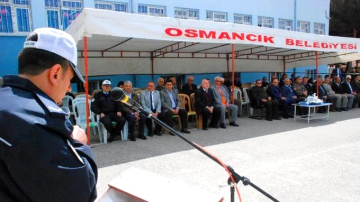 Osmancık\'ta Karayolları Trafik Güvenliği Haftası Etkinlikleri Başladı