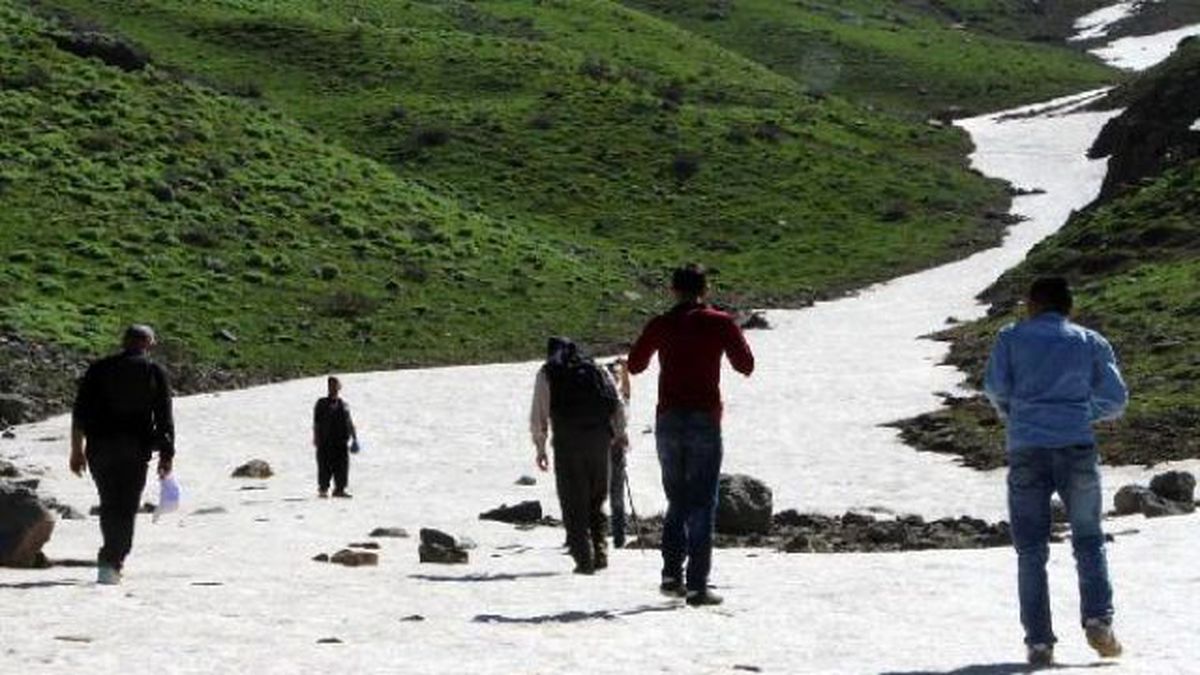 Şırnak'ta Kel Mehmet Dağında Çıkıp Piknik Yapanlar 'Çözüm Süreci'nin Devamını İstedi