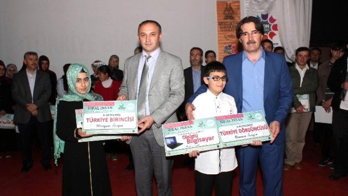 Ufka Yolculuk Yarışmasında Dereceye Girenler Ödüllendirildi