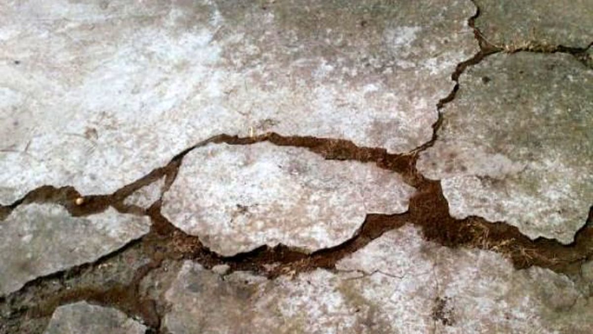 Yapımı Devam Eden Kamu Binalarında Çatlaklar Çıktı