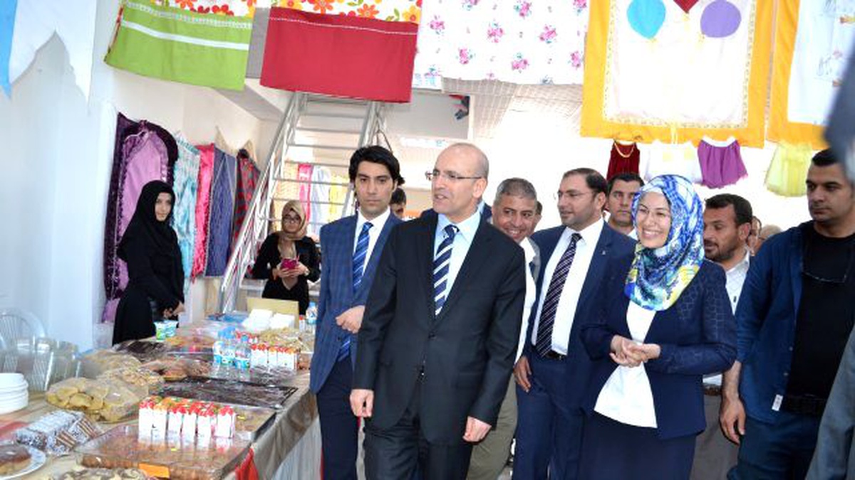 Yoksul Aileler İçin Kermes Açıldı