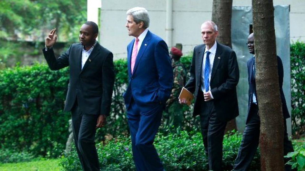 ABD Dışişleri Bakanı John Kerry Somali\'de