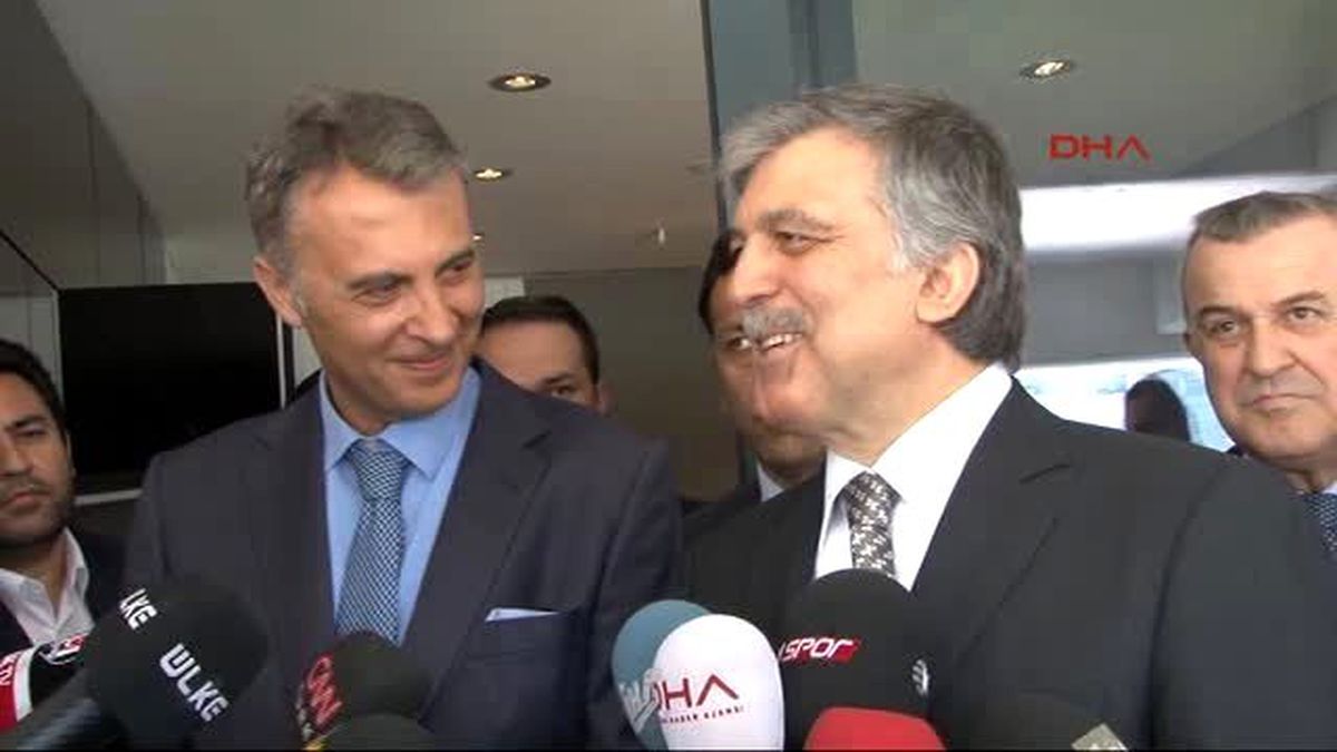 Abdullah Gül Vodafone Arena\'yı Gezdi 2-