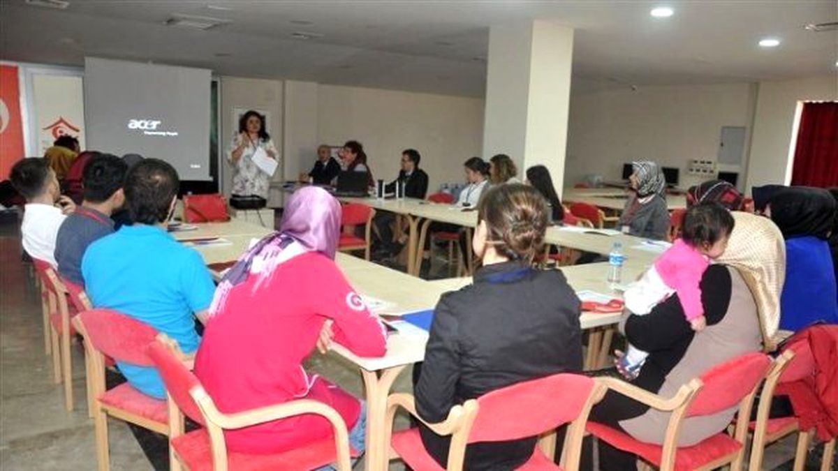Aile Eğitici Eğitimleri Yapıldı