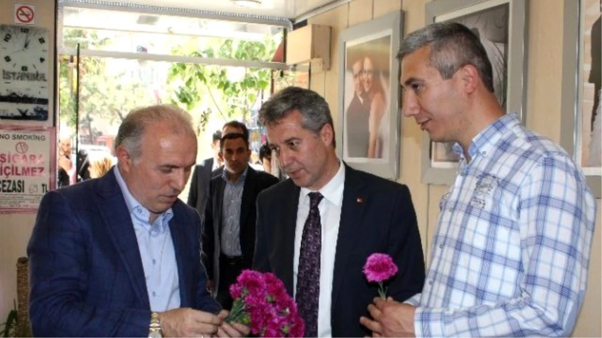 AK Parti\'li Babuşcu: "Muhalefet Partileri Vaatte Birbirleriyle Yarışıyor"