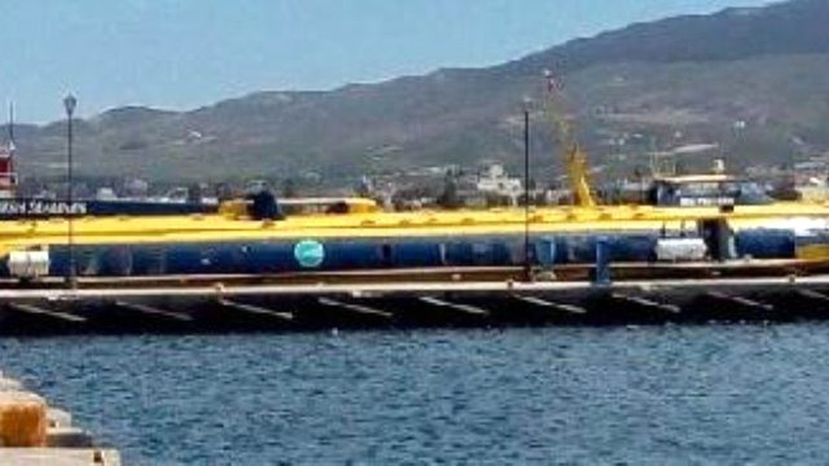 Arızalanan Türk Feribotu Yunan Adasına Çekildi