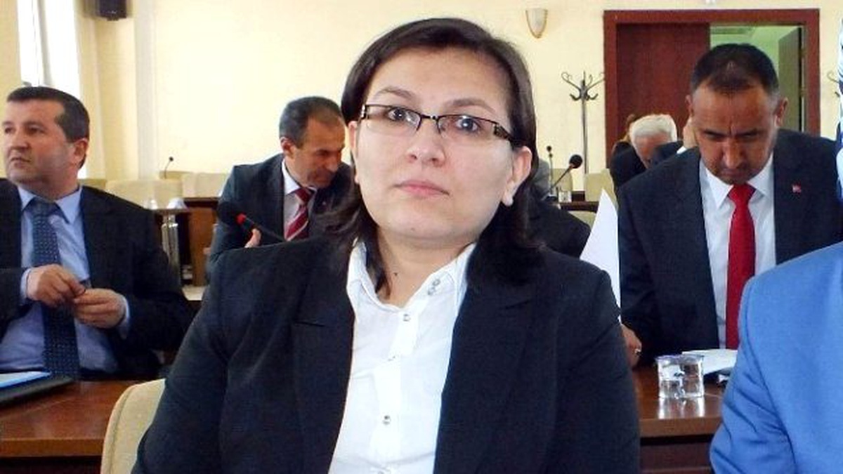 Aynur Koçuk Mercan, Birliğin İlk Bayan Encümen Üyesi