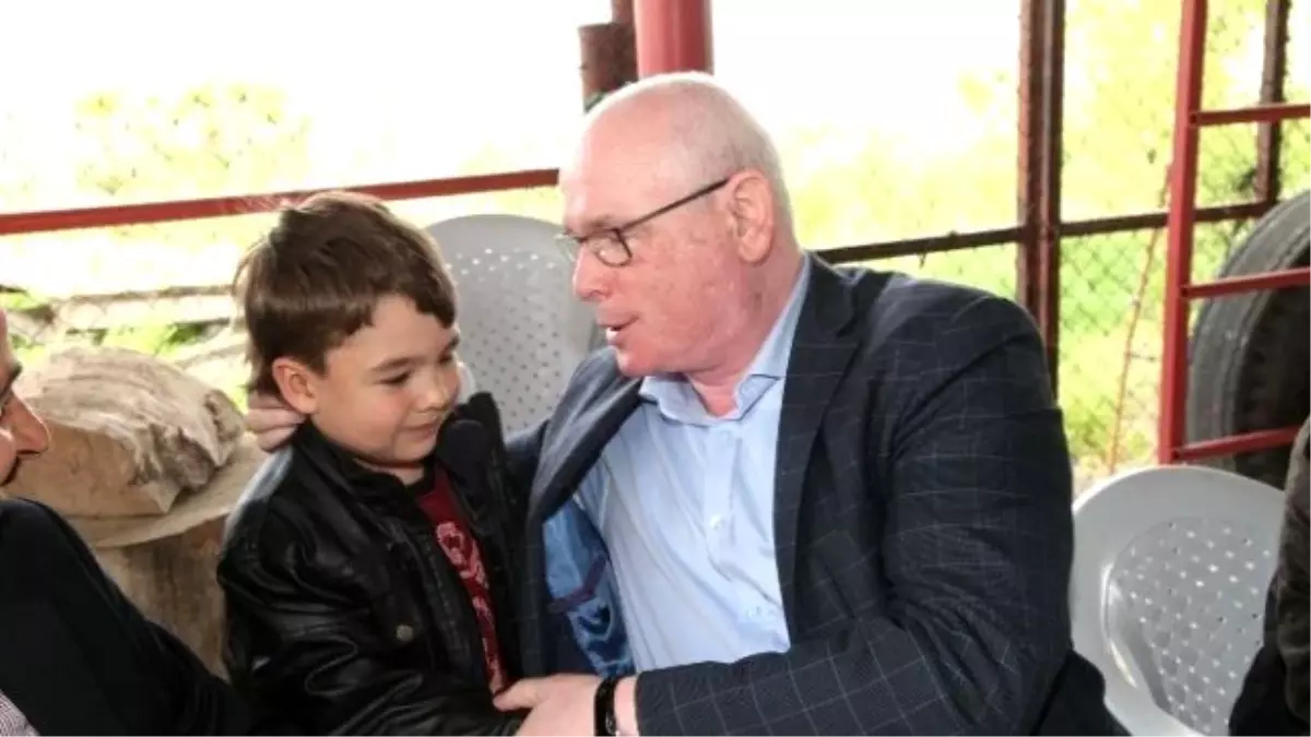 Başkan Kurt\'tan Köy Ziyaretleri