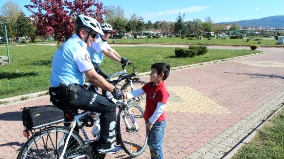 Beyşehir\'de Sahil ve Parklar Bisikletli Polislere Emanet