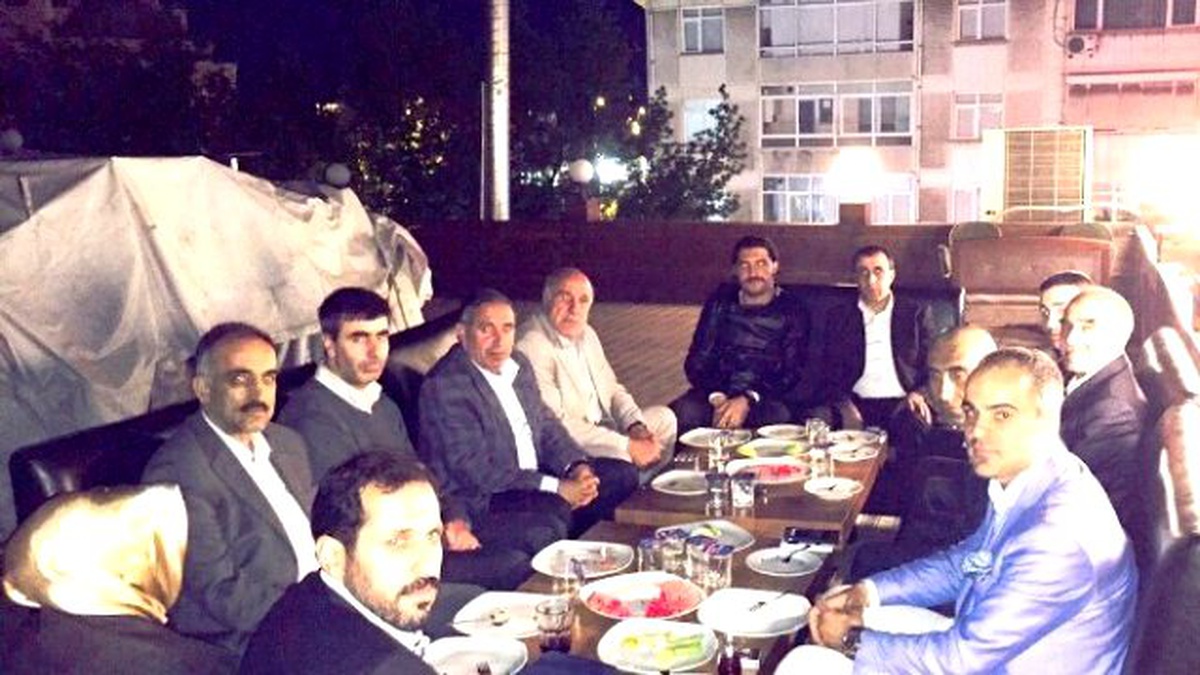 Bin-genç-der Yönetimi İstişare İçin Ümraniye\'de Bir Araya Geldi