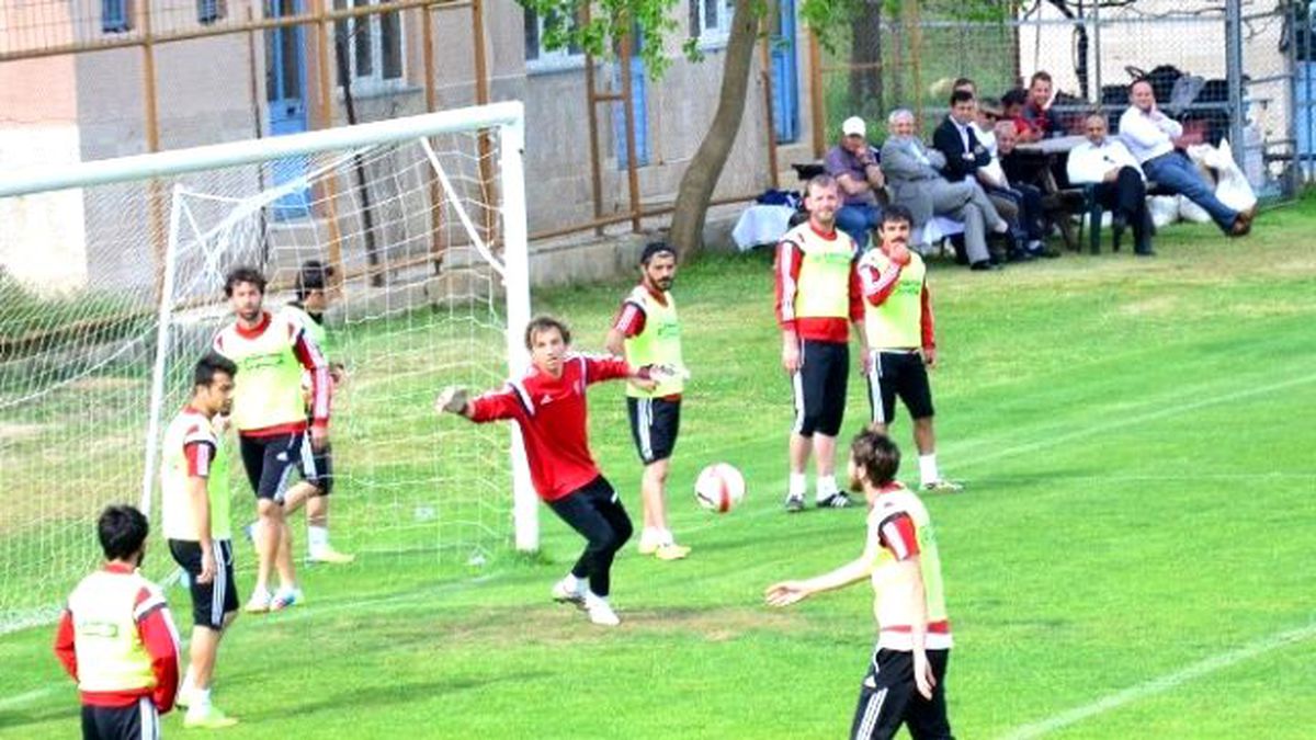 Denizli Bbsk\'nın Gözdesi Ali Eren