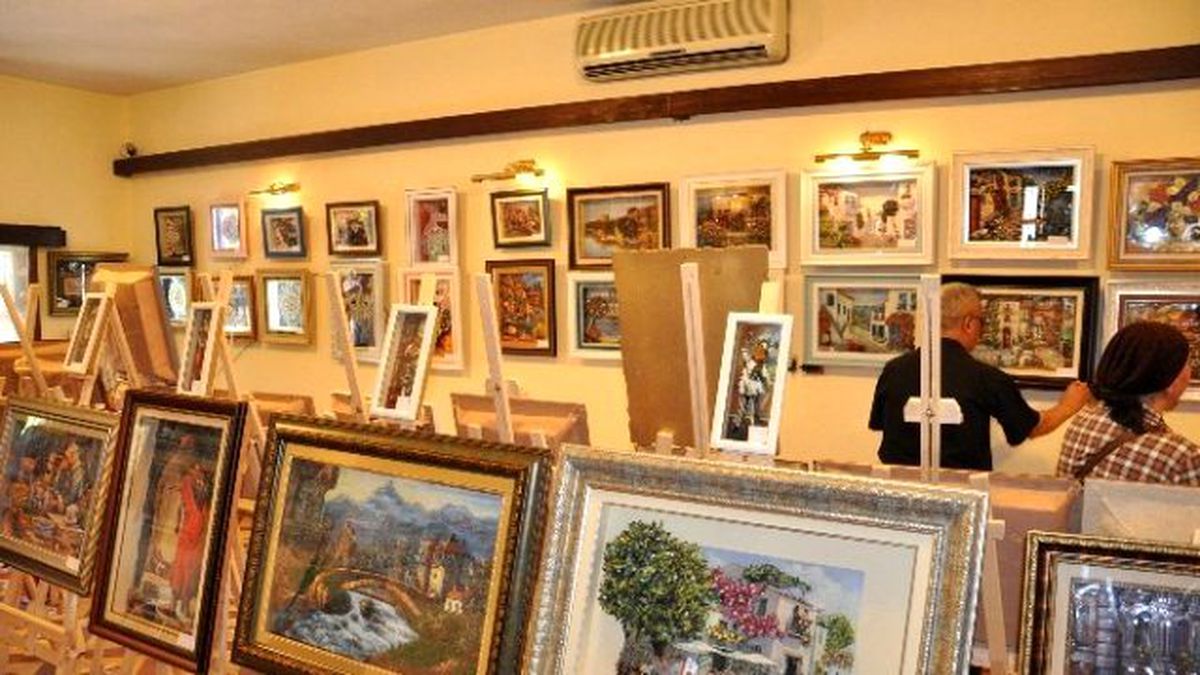 Edremit\'te Kağıt Rölyef Sergisi Açıldı