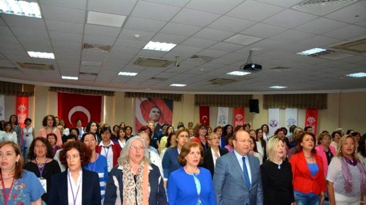 Efeler Belediyesi Egeli Kadınlara Ev Sahipliği Yaptı