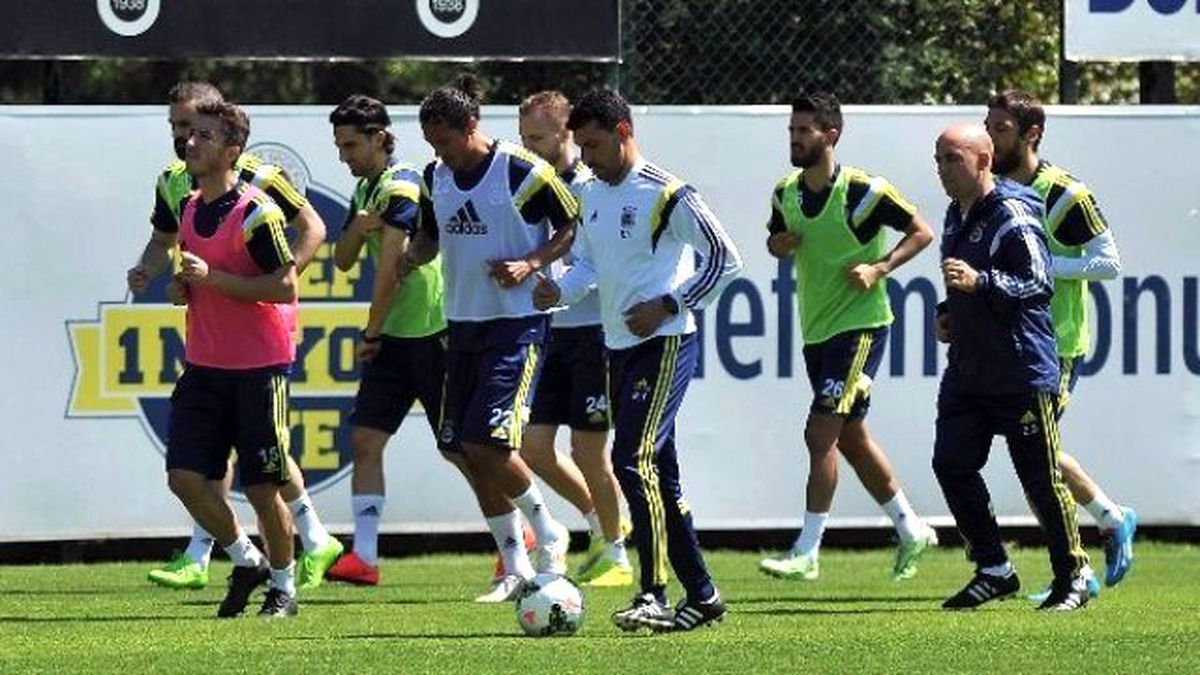 Fenerbahçe 7 Eksikle Çalıştı