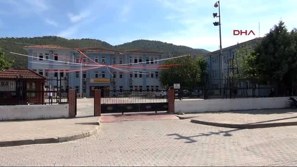 Fethiye Müdür Başyardımcısı Kız Öğrencileri Taciz İddiasıyla Tutuklandı