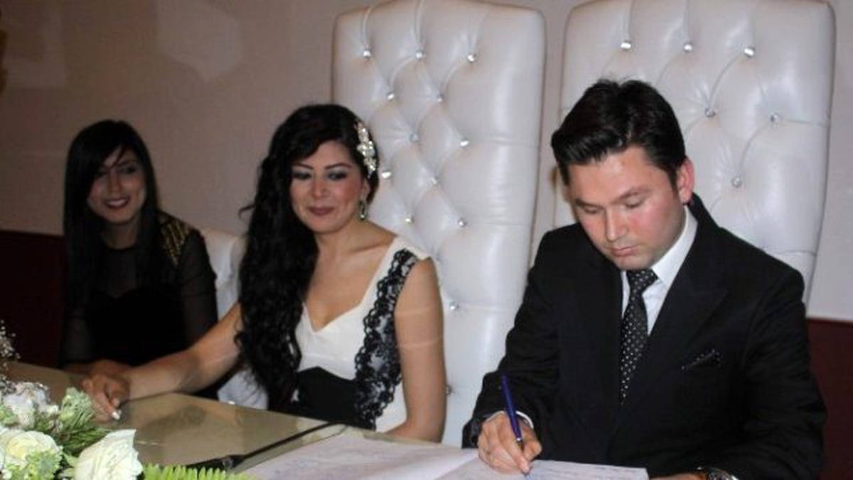 Gaziantep\'te Komiser 05.05.15. Saat 15.15\'te Dünya Evine Girdi