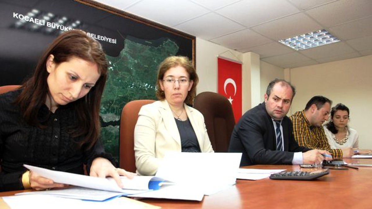 İlçelerde Yollara Bakım Ve Onarım Yapılacak