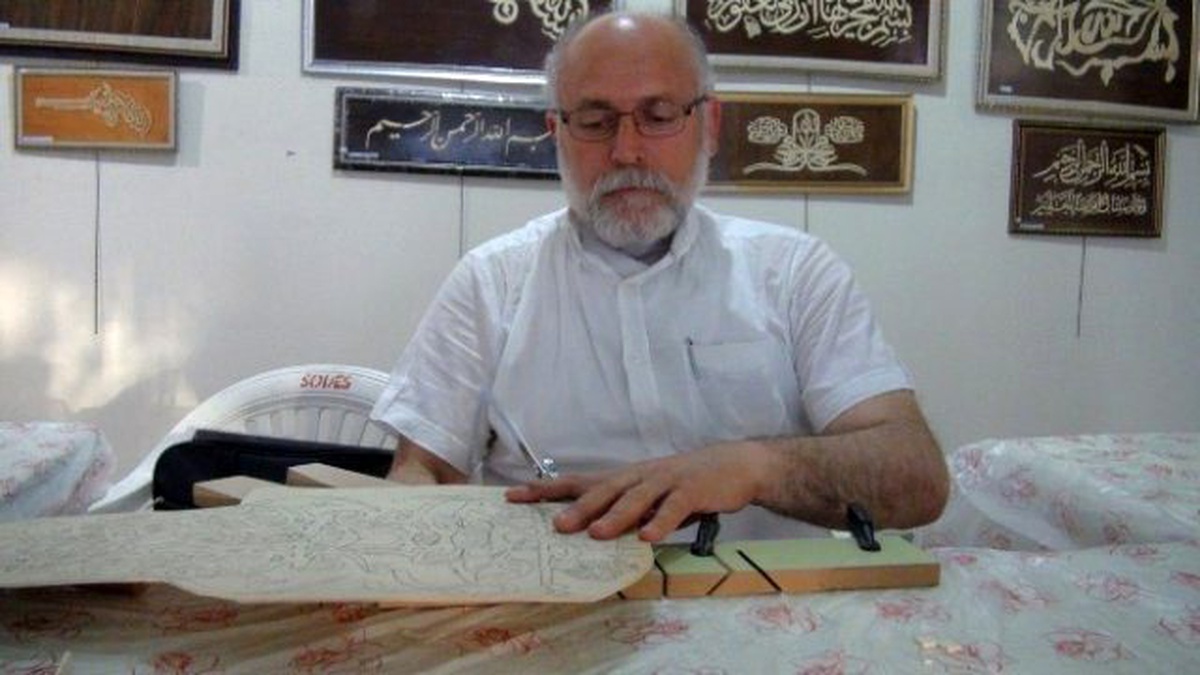 Kanser Hastası \'Hat\' Sanatıyla Huzur Buluyor