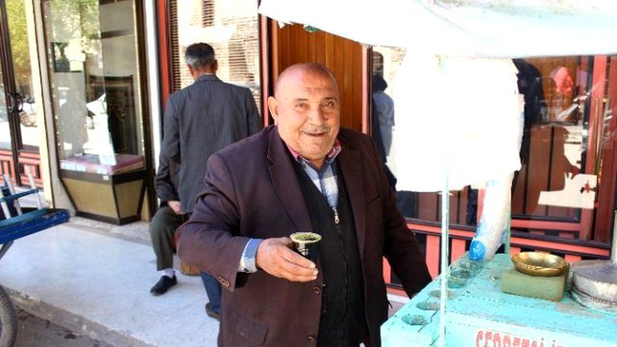 Kilis\'te Havalar Isınınca "Meyan Kola"Ya Rağbet Arttı
