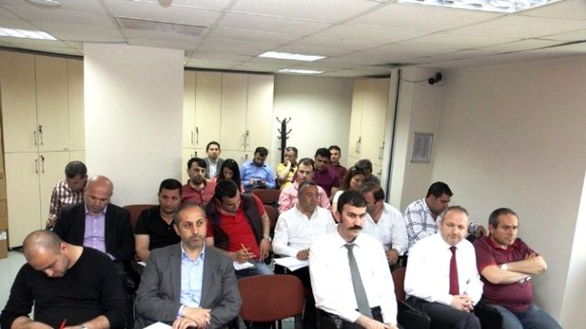 Ko-mek\'e Alınacak Personel İçin İhale Yapıldı